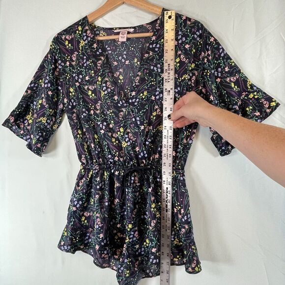 Victorias Secret Whimsy Fairy Dark Florals Shortie Romper Womens SIZE XS Ruffles - Picture 5 of 10